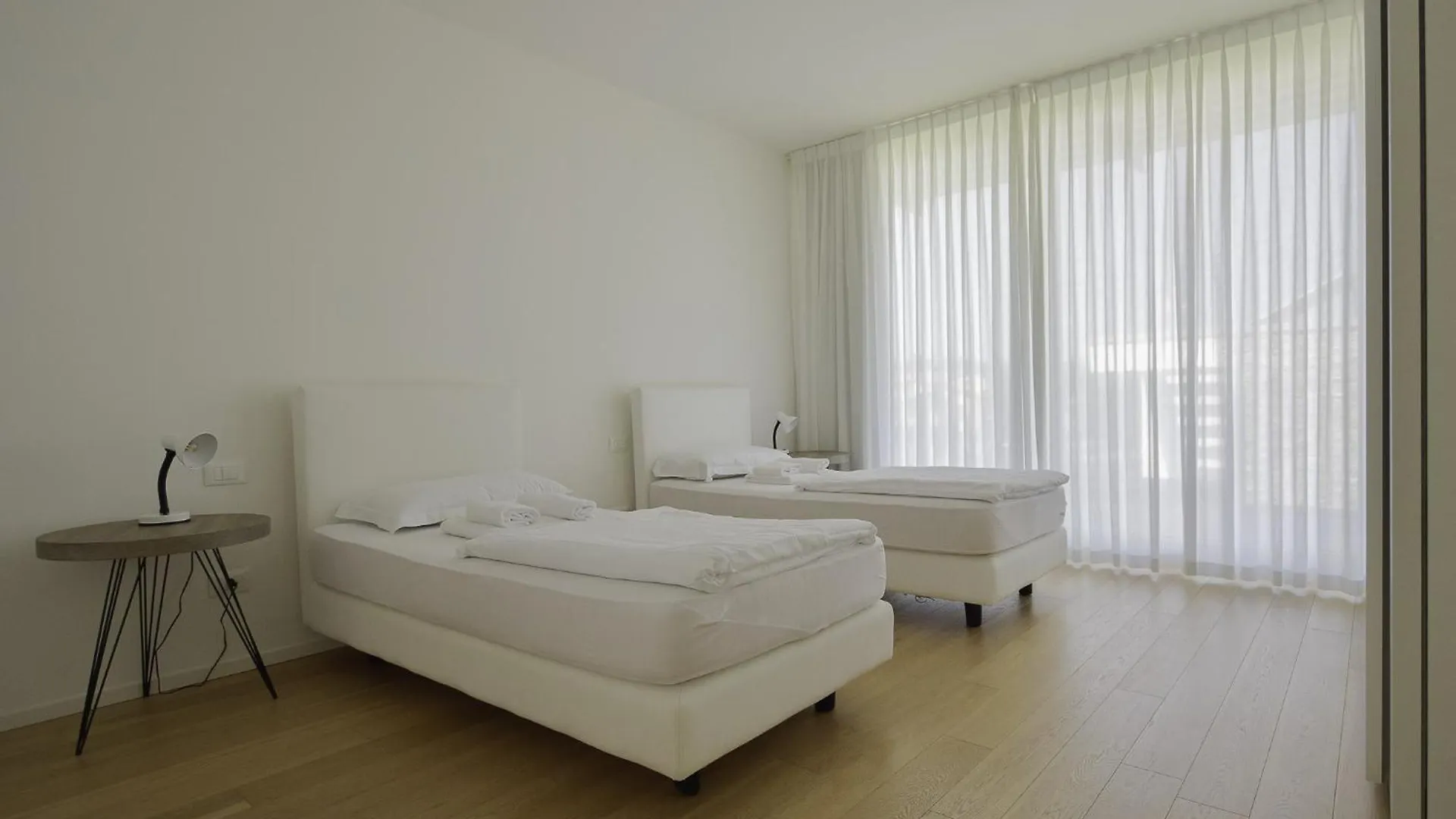 Lake Sunbeam Villa By Wonderful Italy Manerba del Garda 0*,  Italia